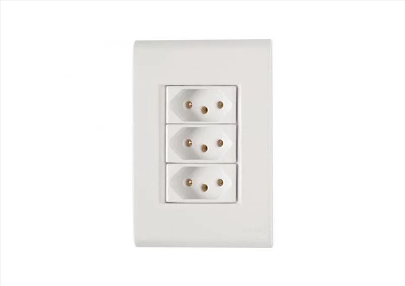 TOMADA TRIPLA 2P+T 20A 4X2 LIZ TRAMONTINA 57170/079